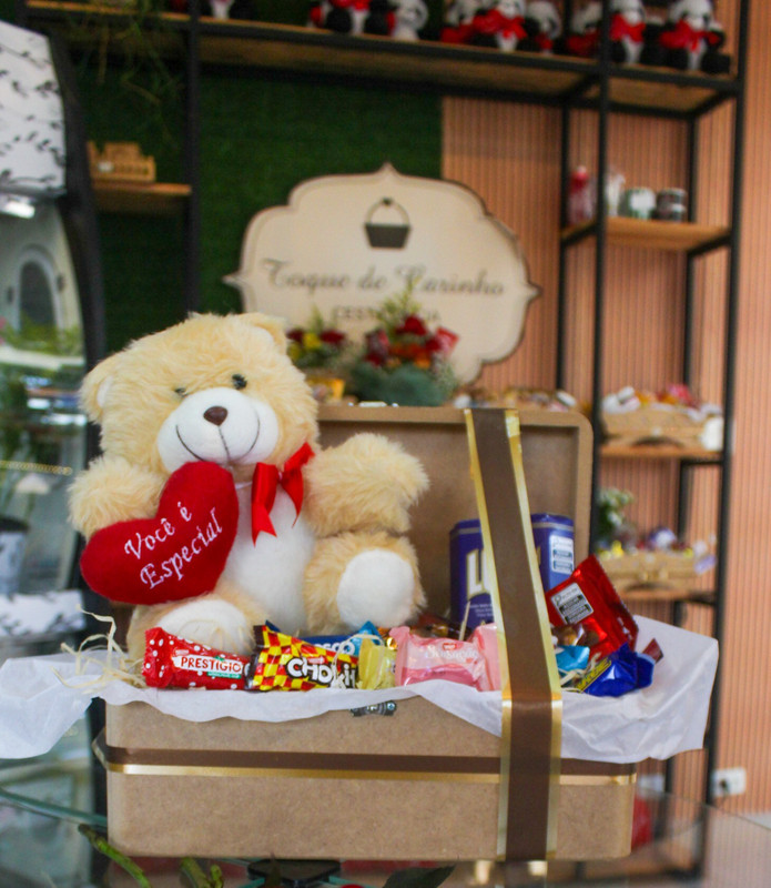 Baú carinhoso (chocolate com urso)