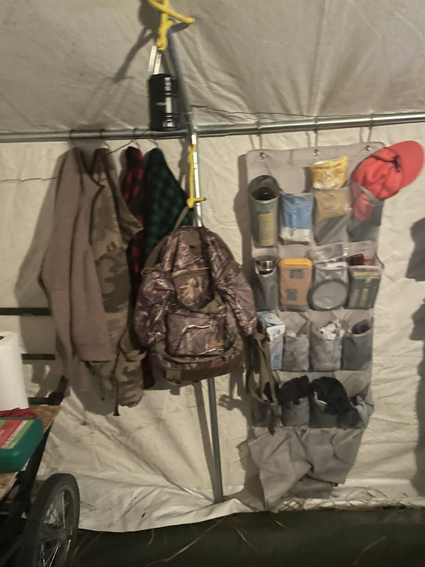 3E122E8B-B6DF-4225-9CB3-977CDC1C2F78