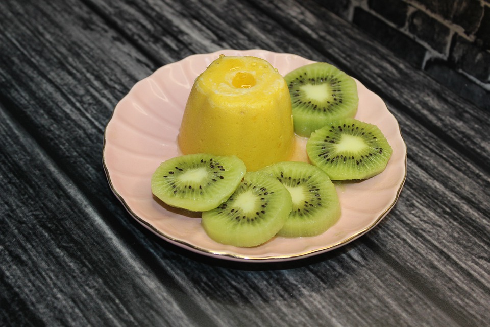 киви манго. красиво порезать киви. банан и киви. десерт киви и манго. манго, киви грейпфрут.