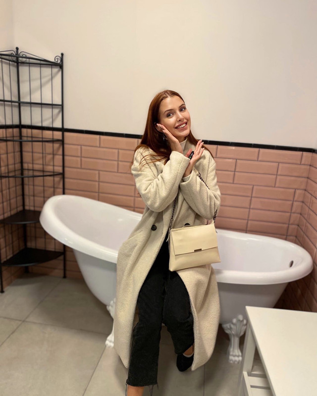 72E26CCB-78F6-4667-AFB7-739924442091