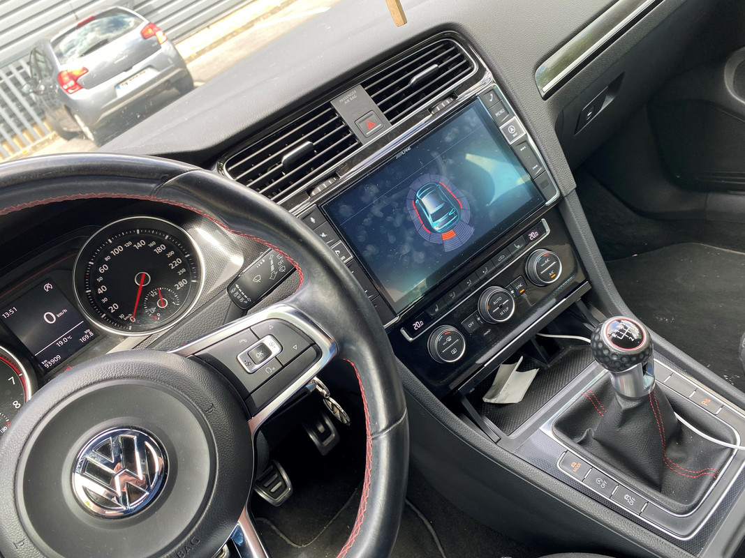 Golf7 intérieur écran Alpine