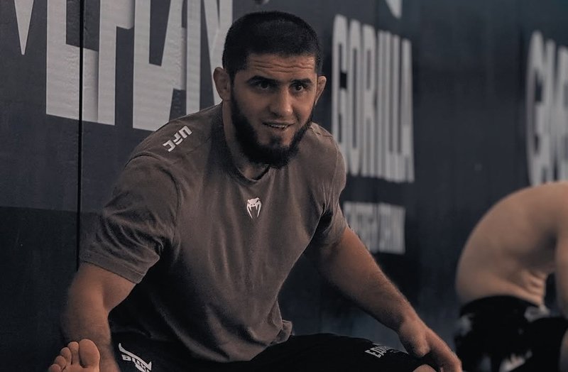 Ислам Махачев: Възстановявам се с качествен сън и чиста храна