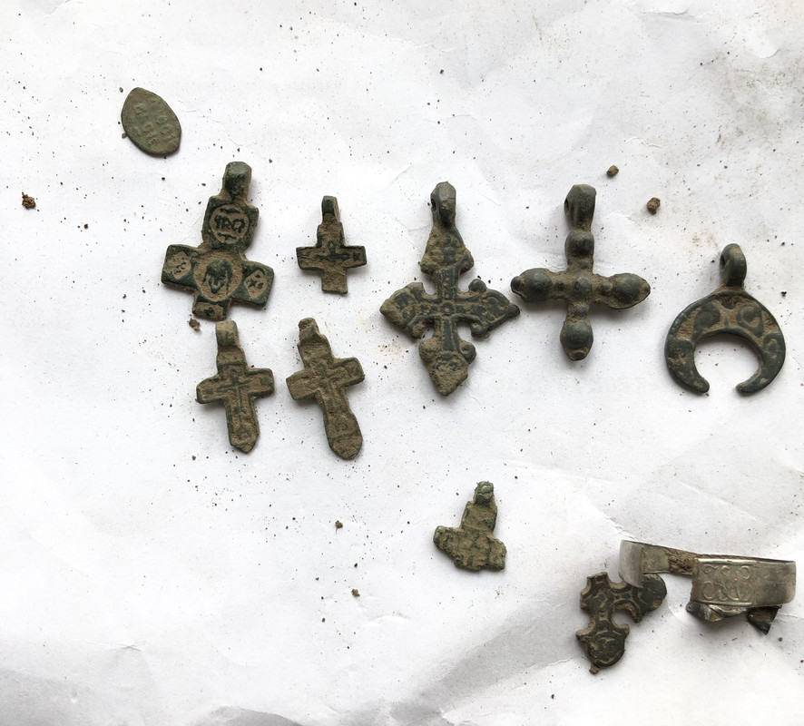 B8DF452B-8E04-434E-AA1E-788DD894DB5A