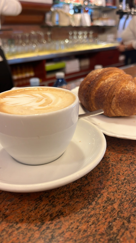 CEA2B818-C933-47F6-AC5E-535B79CC1883