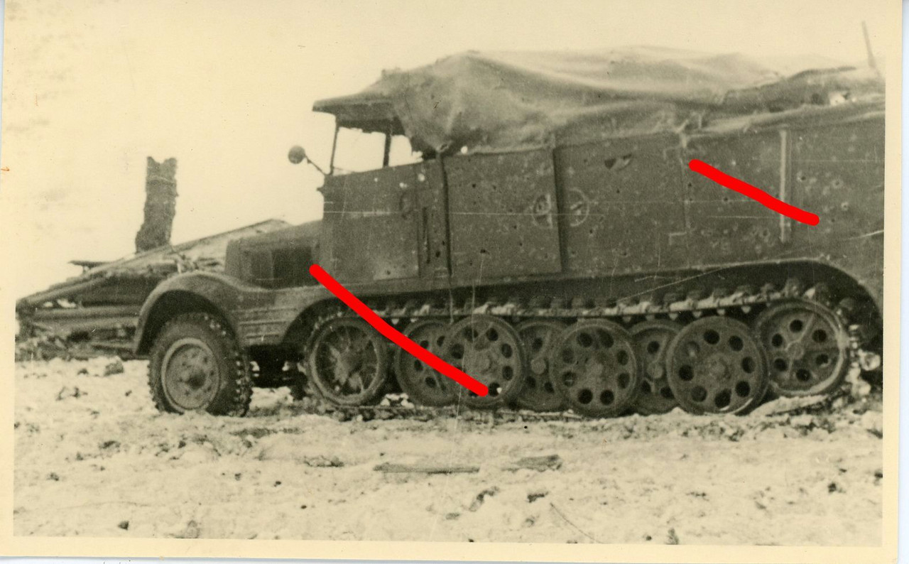 Russland Kämpfe Halbkette Foto1