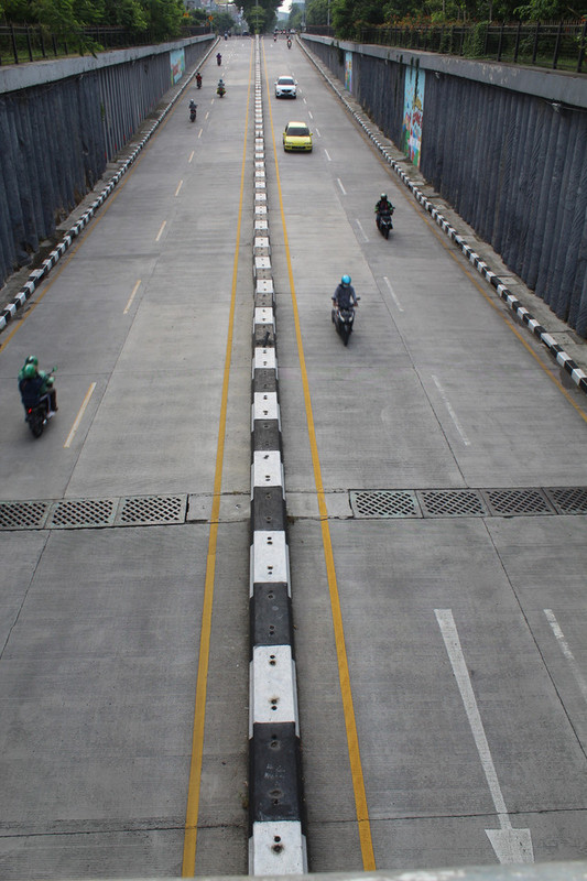 i.postimg.cc/nV5kJgMz/lines-prawi541.jpg