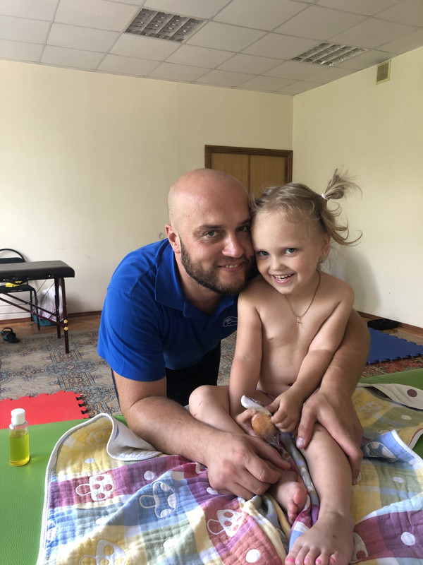 7AF44068-7D81-412E-939C-EA2E4324552F