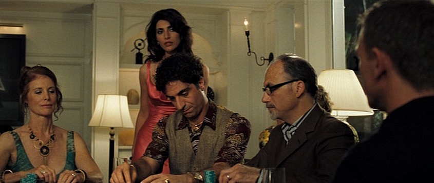 THUNDERBALL-CASINO-ROYALE-FOTOR.jpg