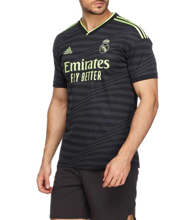 El Palacio de Hierro: Tercer Jersey del Real Madrid 22/23 899 pesos 
