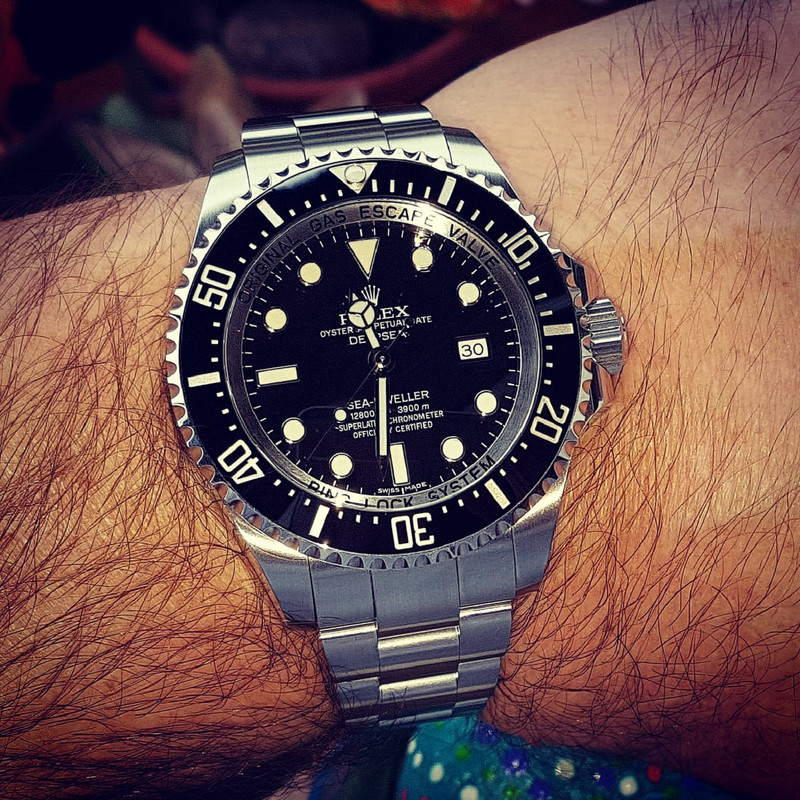 Rolex Sea-Dweller Deepsea 44mm 3900M Cal. 3135 Ref. 116660 (1)