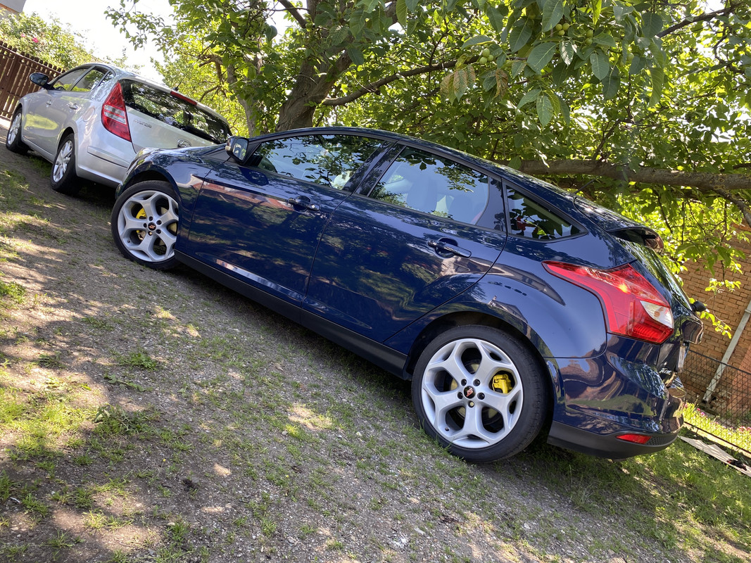 5F5E96E5-EFB5-40AB-BF76-0D38C6C71666