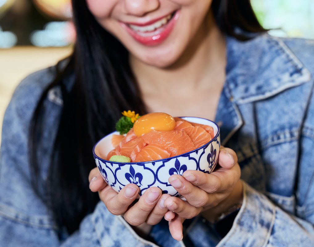 2] ข้าวหน้าปลาแซลมอน ร้าน ZENMON