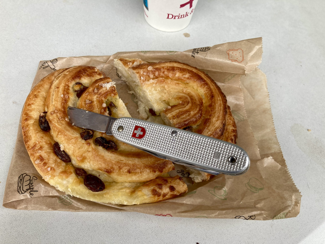 98AAAE16-E558-4CCA-84A8-F95F23F55084