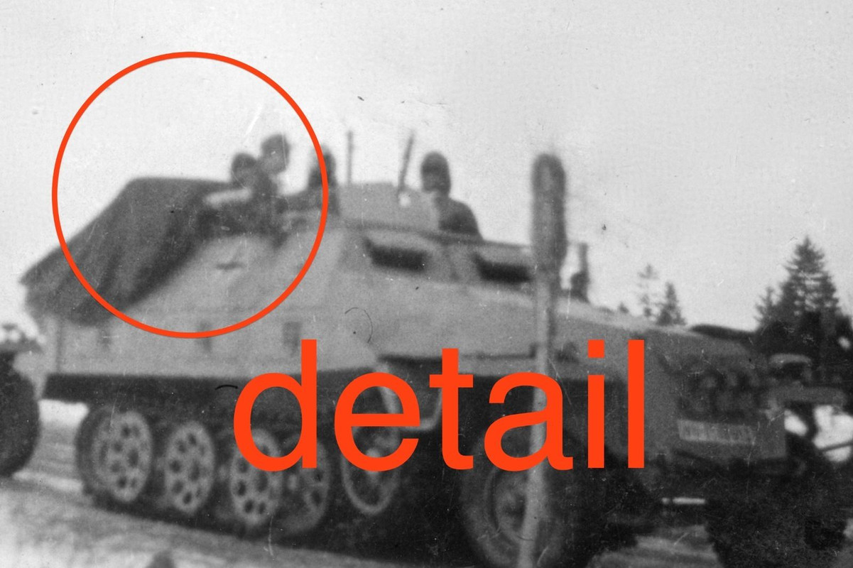 Kolonne SdKFZ 251  D Flammenwerfer März 1944- Os