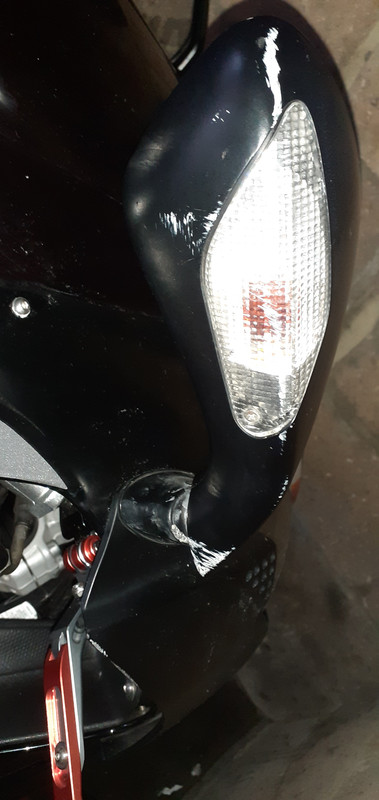 811CF884-1F6A-4D0F-B43B-CCFA37E66B2E