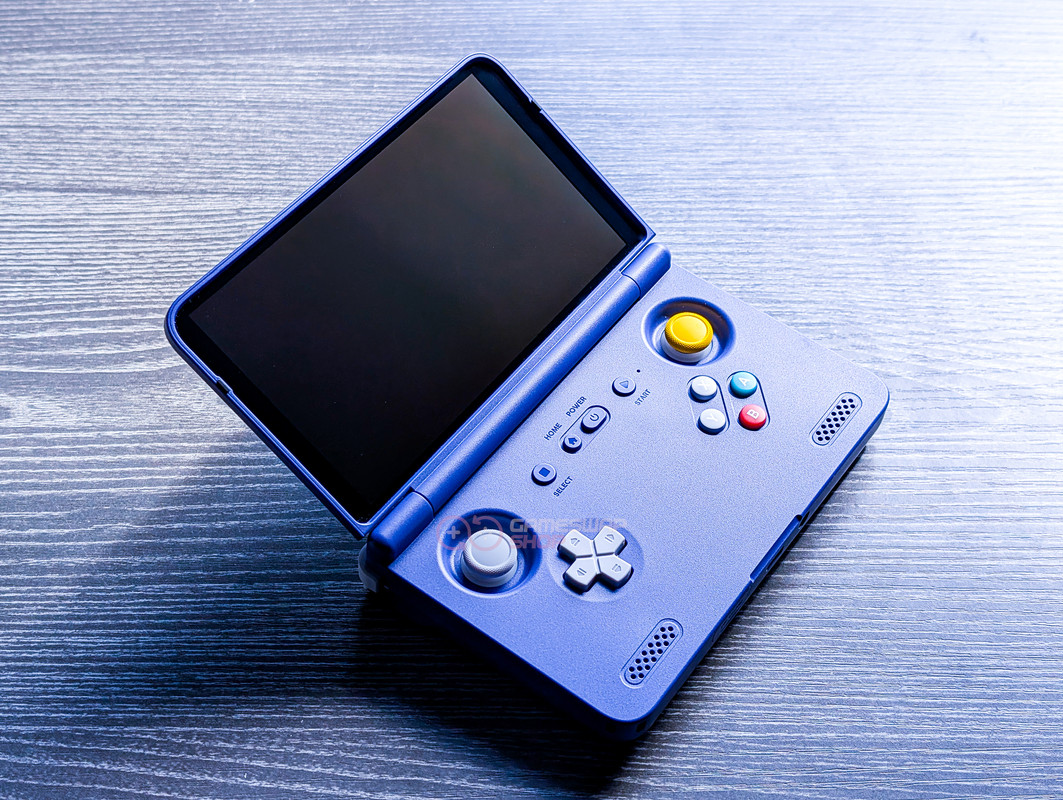 Retroid Pocket Flip 2 - GameSwap.Shop Product