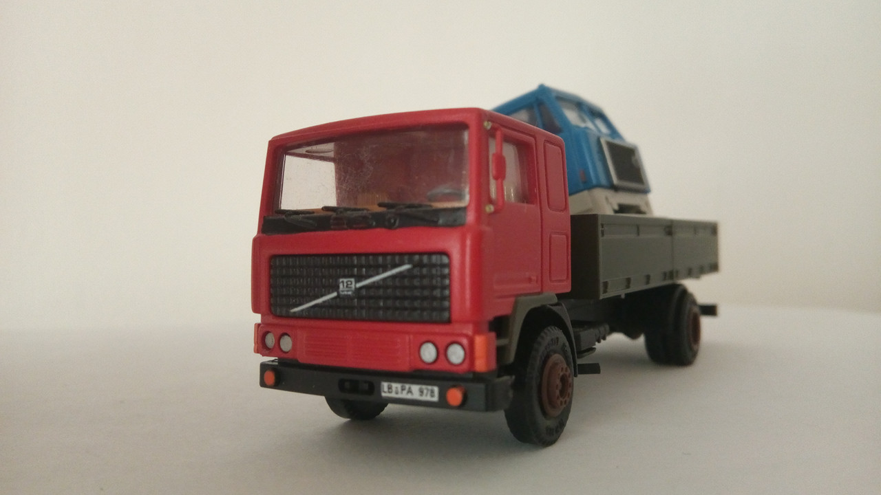 Macht (7983)