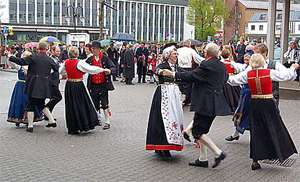 dansestraditionnelles dansestraditionnelles
