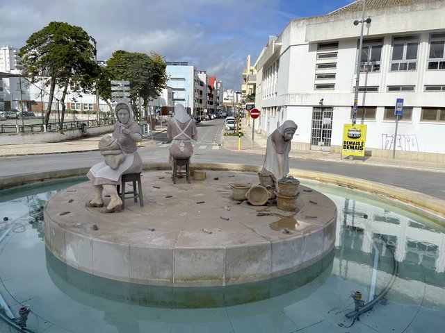 [Linked Image from i.postimg.cc]