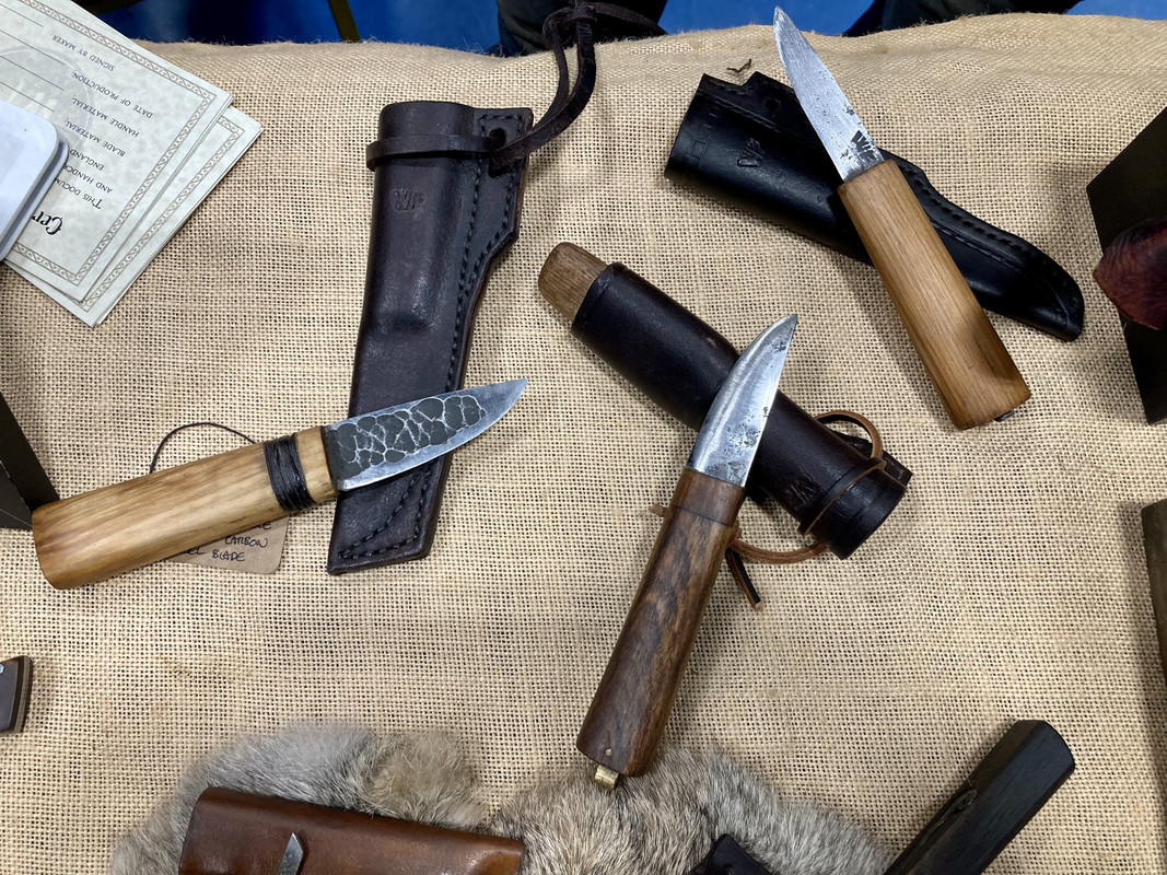 9BC08489-5608-4B69-BEE2-48C0749191B4