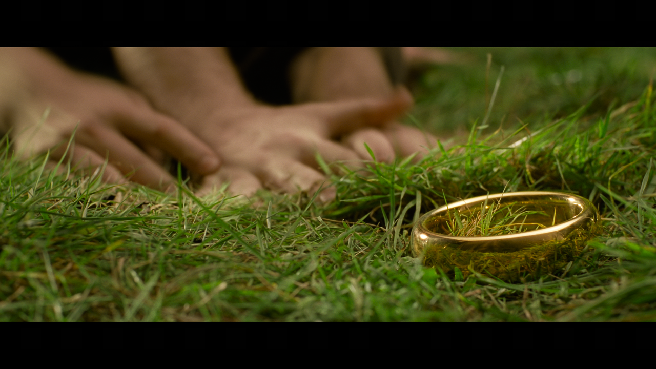 The Lord of the Rings- The Return of the King (EXT.) PT. 1.mkv_snapshot_00.03.41_[2020.12.15_18.18.1