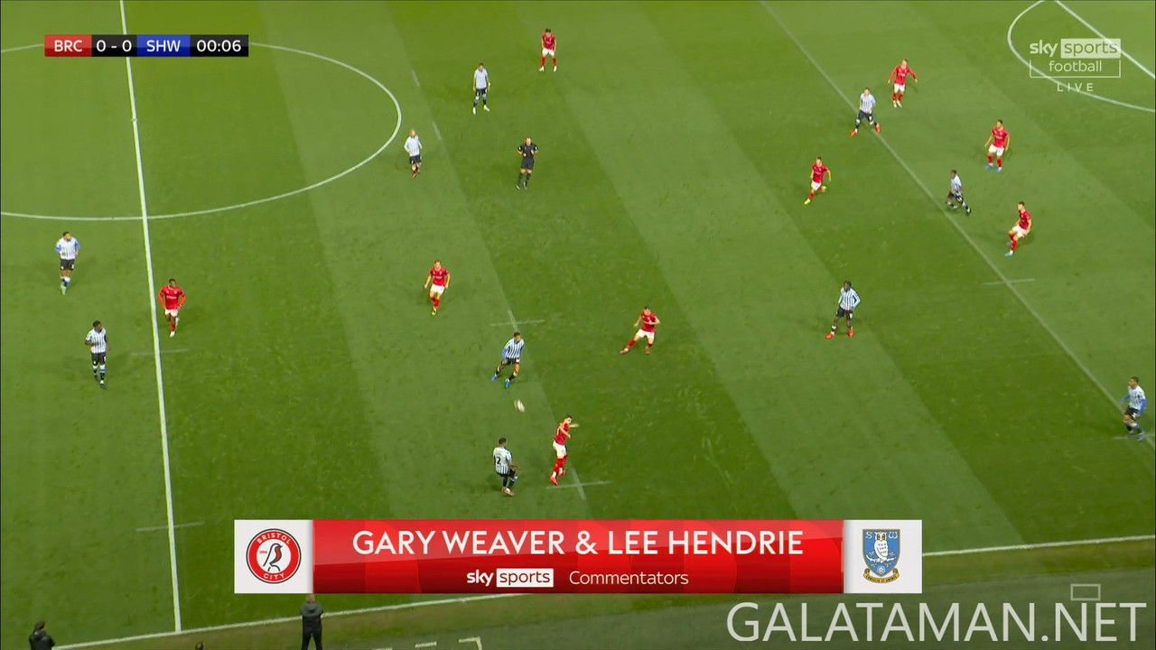 [Image: 10-02-20-32-08-UK-SKY-Sports-Football-FH...03-476.jpg]