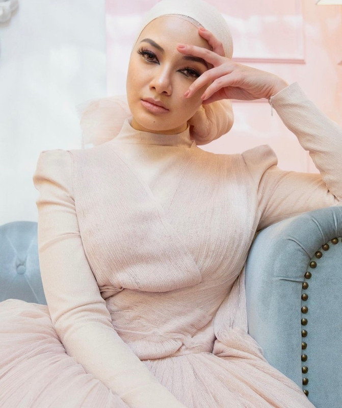 neelofa