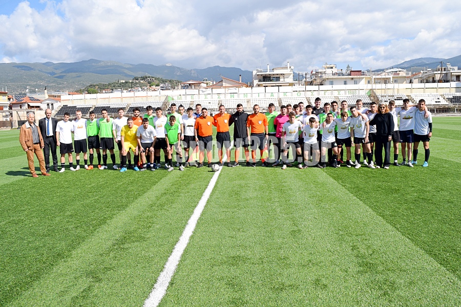 , &Pi;&rho;&omega;&tau;&alpha;&theta;&lambda;&eta;&tau;ή&sigmaf; &Mu;&epsilon;&sigma;&sigma;&eta;&nu;ί&alpha;&sigmaf; &tau;&omicron; 3&omicron; &Lambda;ύ&kappa;&epsilon;&iota;&omicron; &Kappa;&alpha;&lambda;&alpha;&mu;ά&tau;&alpha;&sigmaf;, &mu;&epsilon; &tau;&omicron;&upsilon;&sigmaf; &mu;&alpha;&theta;&eta;&tau;έ&sigmaf; &sigma;&tau;&iota;&sigmaf;… &tau;&alpha;&rho;ά&tau;&sigma;&epsilon;&sigmaf; (&phi;&omega;&tau;ό & &beta;ί&nu;&tau;&epsilon;&omicron;)