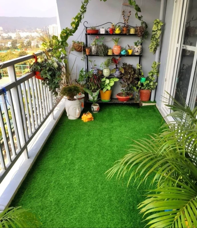 Terrace and balcony artificial grass carpets by Bhadohi Carpets House - weather-resistant outdoor rugs and jute mats
