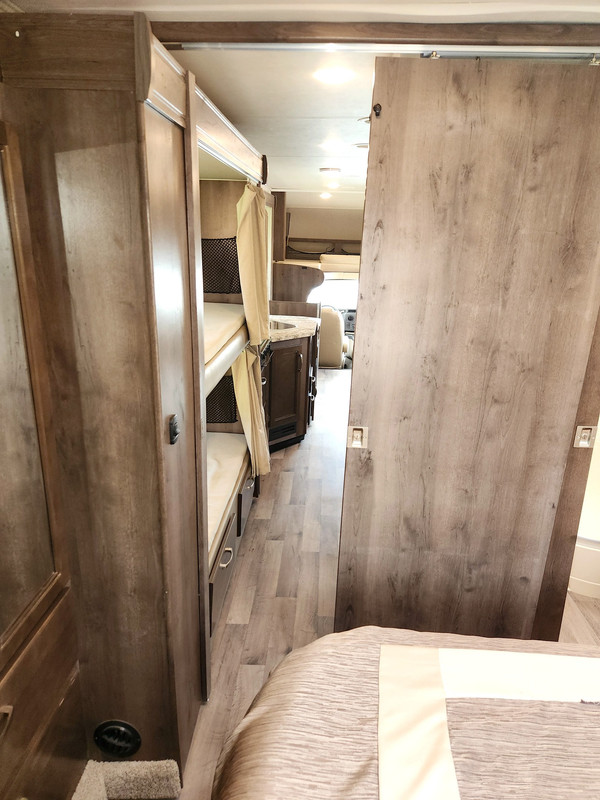 Vehicle thumbnail 38