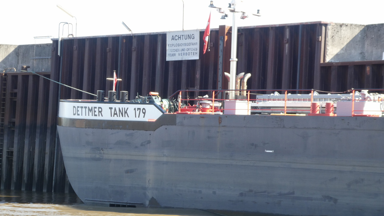 P1190269 (1940x1090)