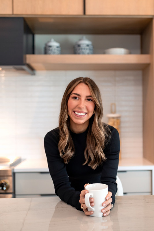 Emily Todd real estate photo 2