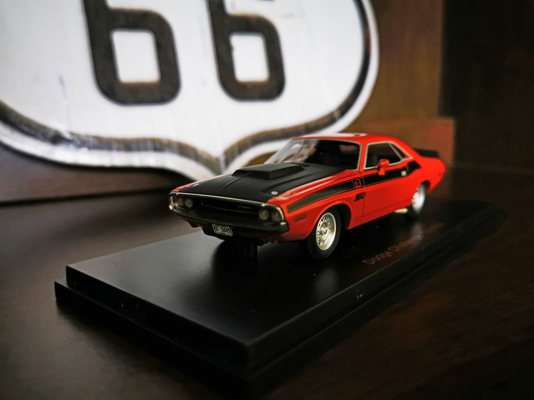 Dodge-Challenger-TA-1.jpg