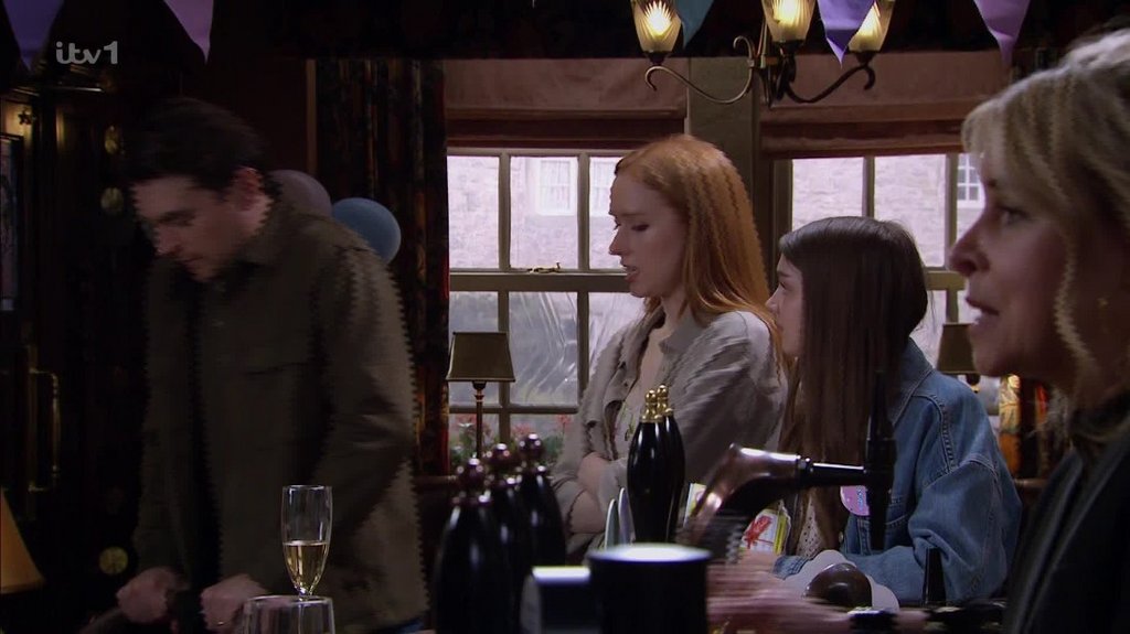 [Image: 12kcnbinuc62.jpg]