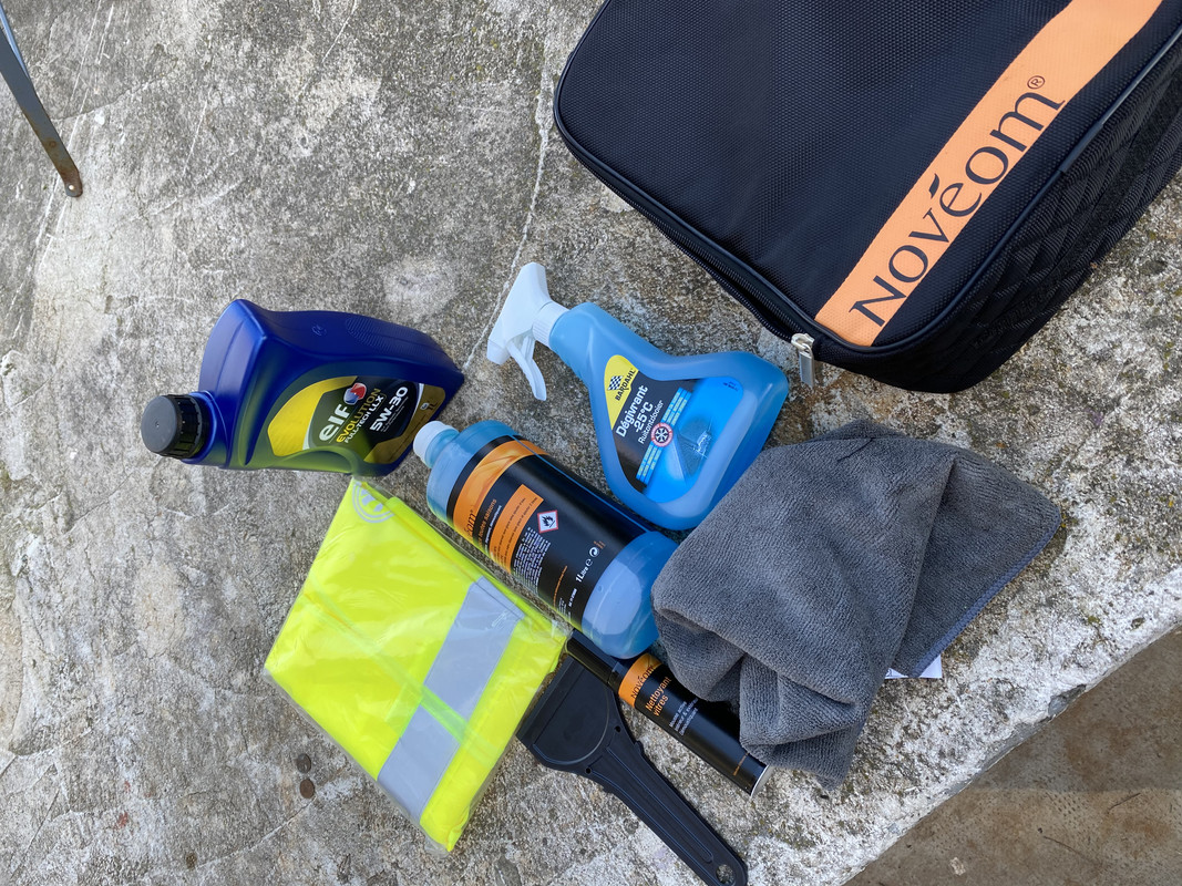 7DF8C4B8-49EC-4225-8D4A-9D85E2A22D88