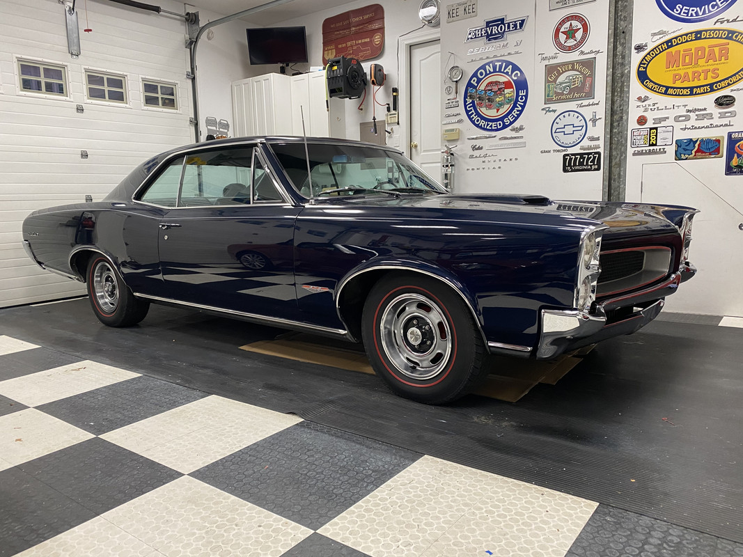 7585EDD4-F69B-495C-BF83-683C6EFD8047