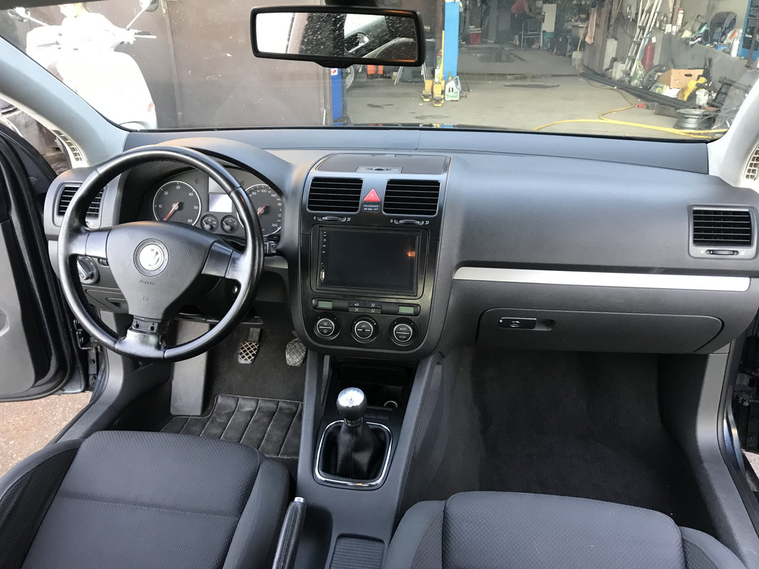 5EB37C80-00A9-4FF0-9E81-E4CD53B18FE8