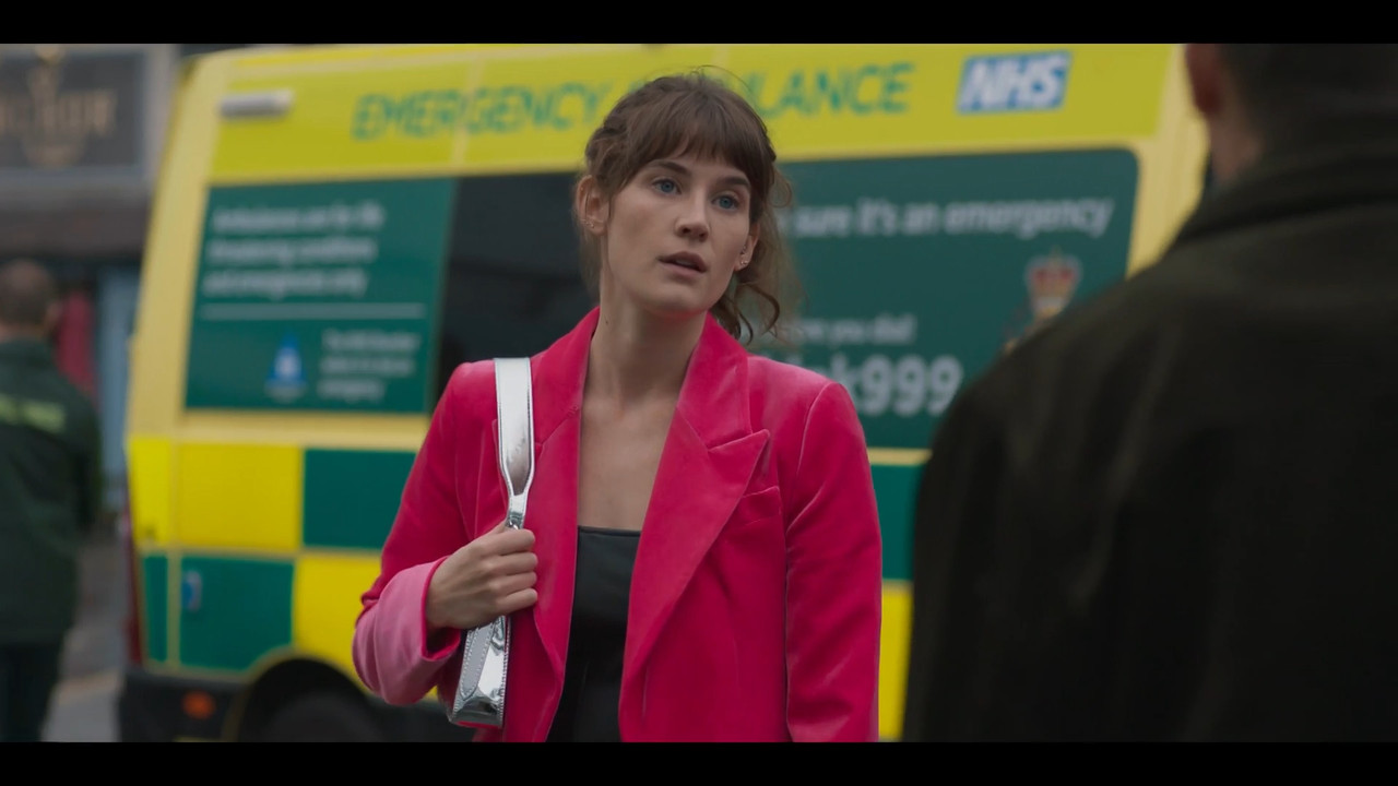 2023-04-08_21_35_BBC1_Casualty_37x26_Welcome-to-the-Warzone.mp4_snapshot_00.52.36.939