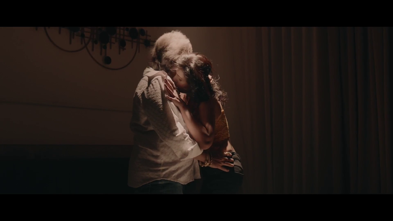 vlcsnap-2025-06-09-22h50m55s131