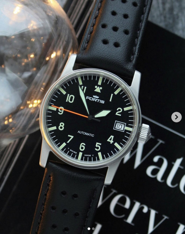 04E2B377-7CA6-4FDC-B1F8-EAE0EF29B050