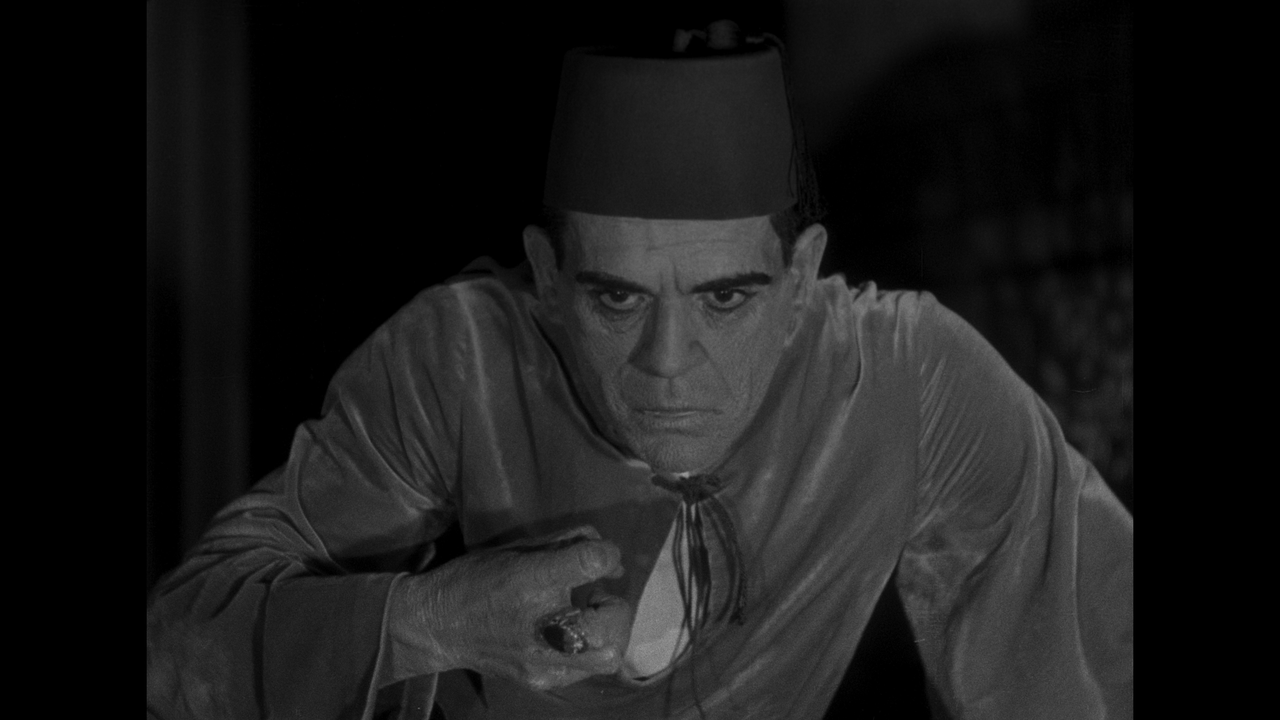 mpv-shot_The.Mummy.1932.2160p.UHD.BDRemux.HDR.HEVC-Нечипорук_00_41_31_0008