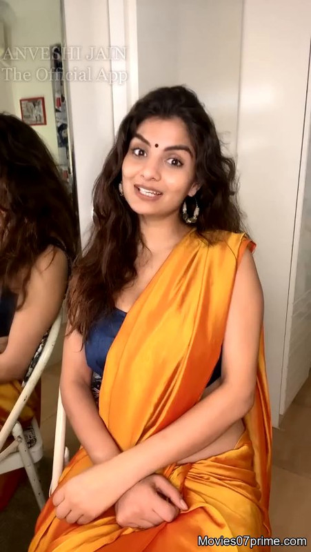 Anveshi jain Live.mp4.0010