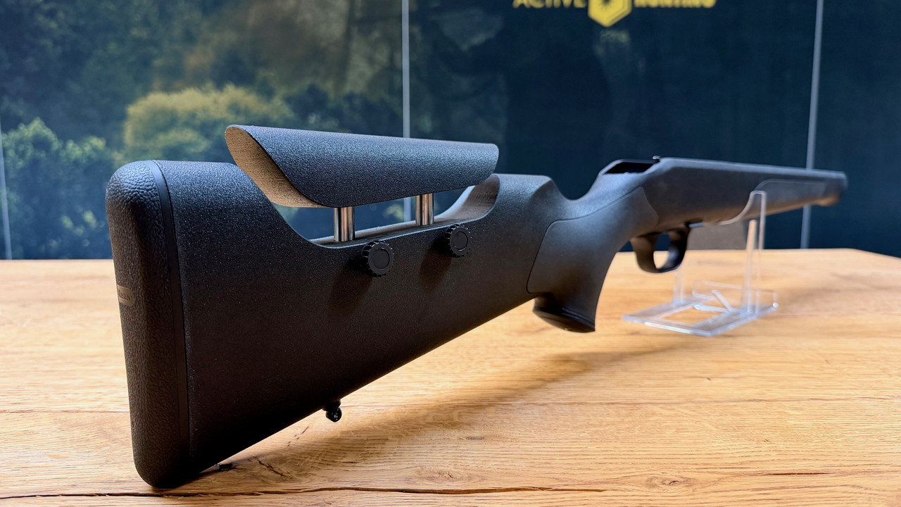 Blaser-R8-System-Gehause-mit-Schaft-4