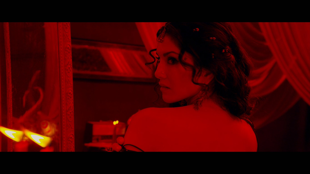 Piya More.m2ts_000224.740