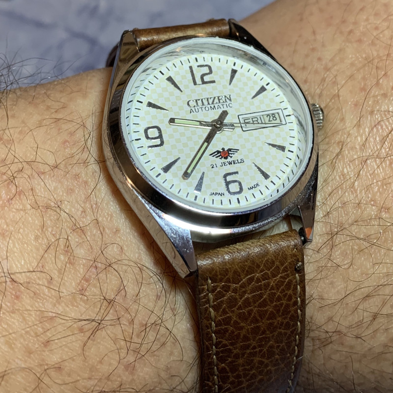 1ED3D656-2ACB-403B-91A1-8554194728BE