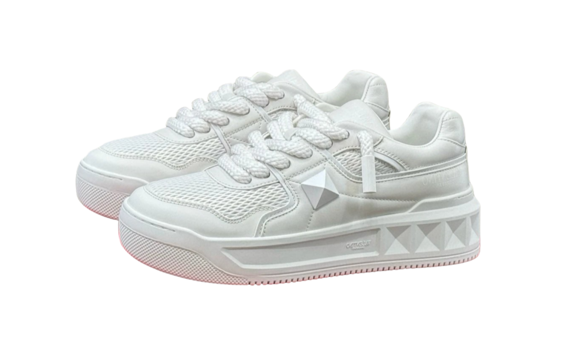 Valentino Trainers con Correa