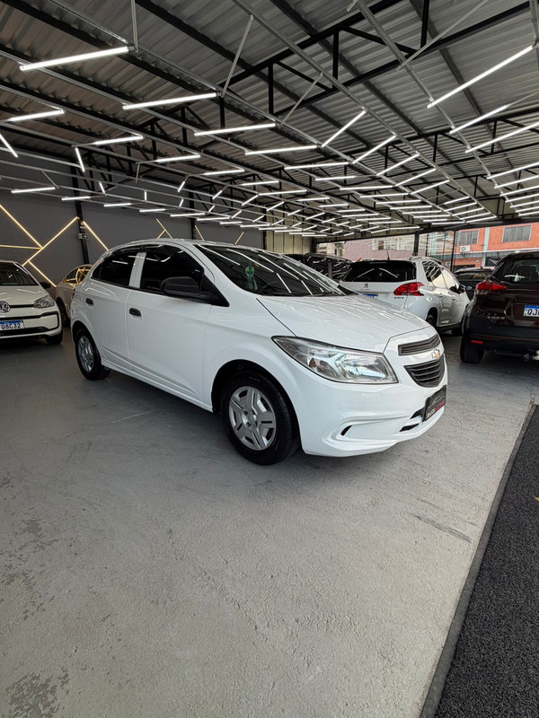 Chevrolet Onix Joy 1.0