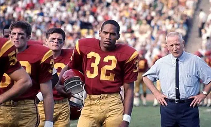 REB-BROWN-OJ-SIMPSON-USC-2-FOTOR.png