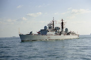https://i.postimg.cc/nXrQj22M/HMS-Birmingham-D-86-2.jpg