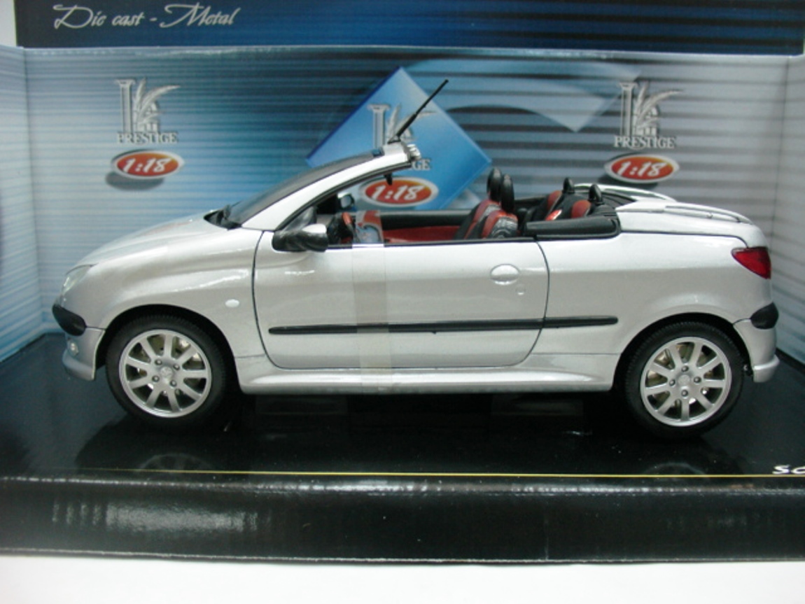 Peugeot 206 WRC - 1:18 AutoArt Model | Here I mixed halogen